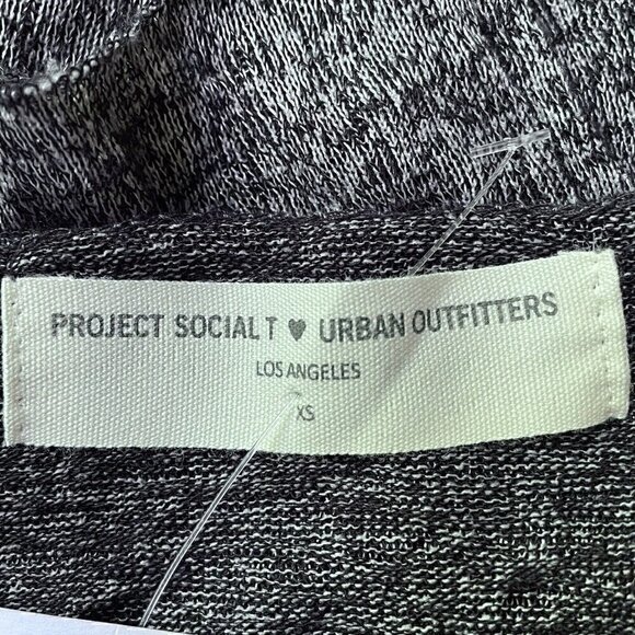 Project Social T Urban Outfitters Textured Off Shoulder T Gray Women’s XS - Picture 11 of 13